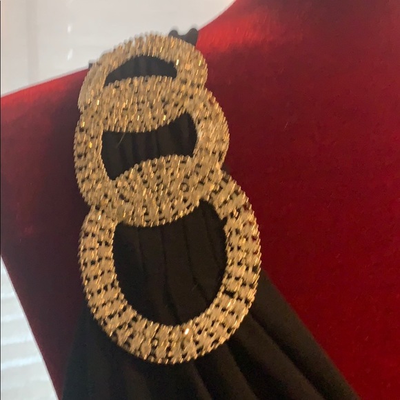 Black Formal Gown - Picture 4 of 8